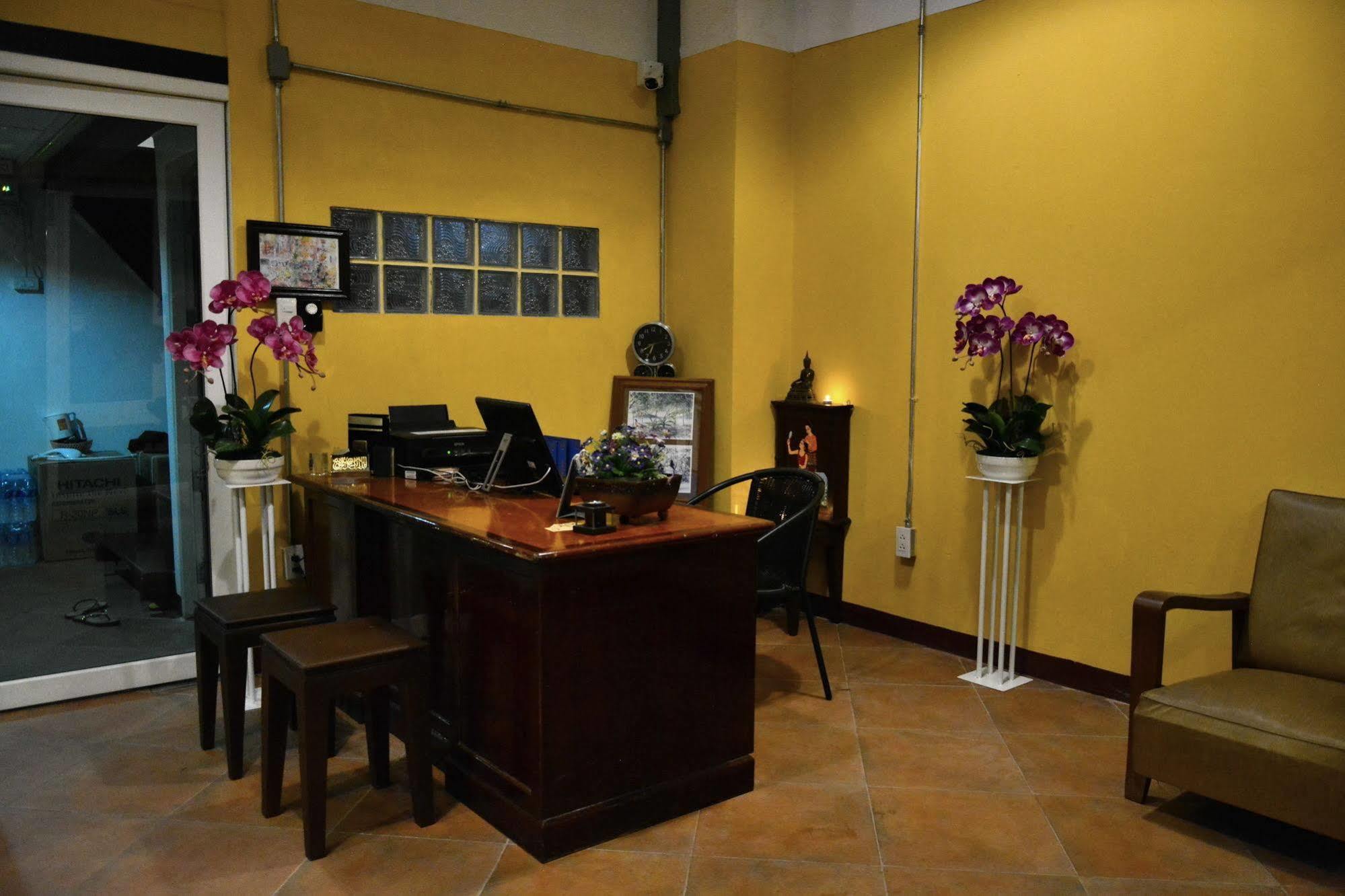 Seedling House Pattaya Bagian luar foto