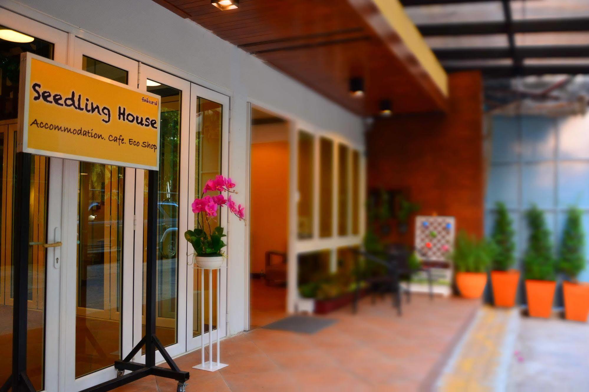 Seedling House Pattaya Bagian luar foto