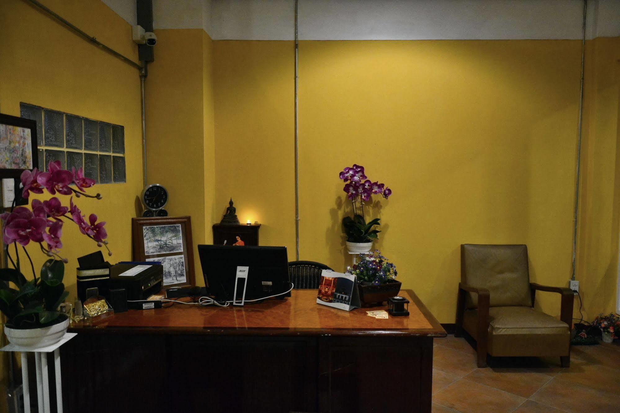 Seedling House Pattaya Bagian luar foto
